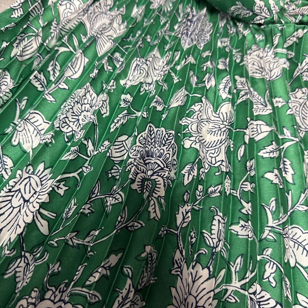 J. Crew Green Satin Pleated Floral A-Line Skirt Size Medium NWT - Picture 4 of 5